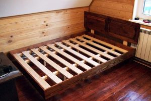 Ремонт деревянных кроватей в Сестрорецке